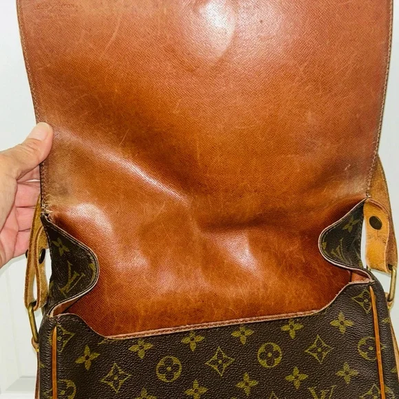 Vintage Louis Vuitton Monogram Crossbody Bag - Picture 9 of 12